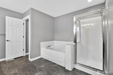 9430 185th Street Ct E Puyallup WA 98375