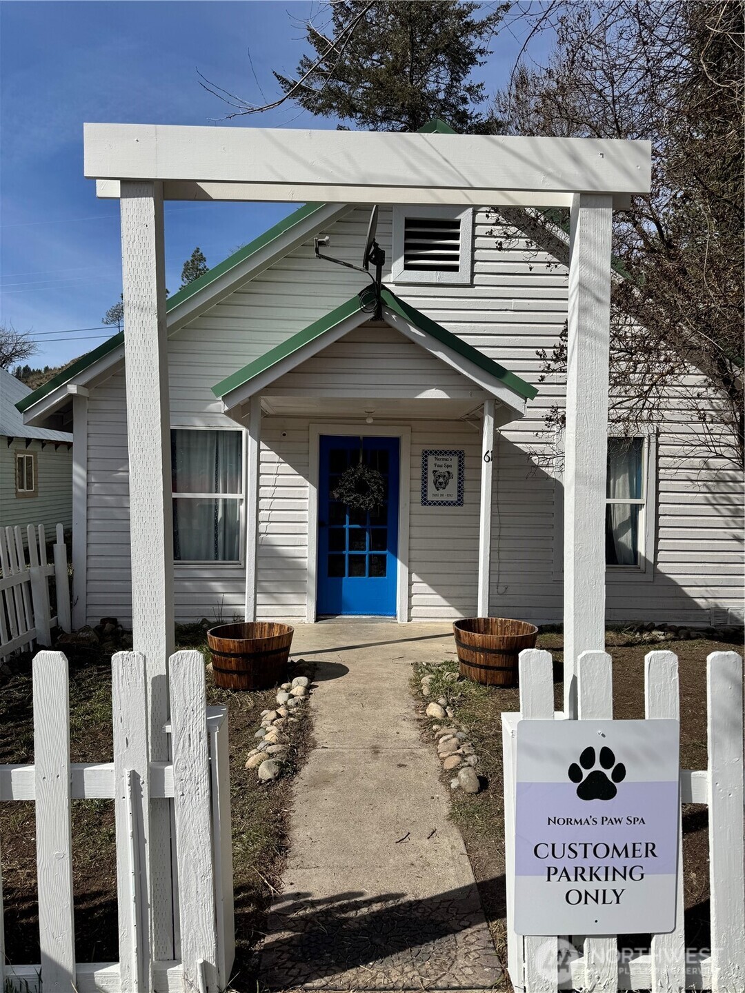 61 N Kean Street Republic WA 99166
