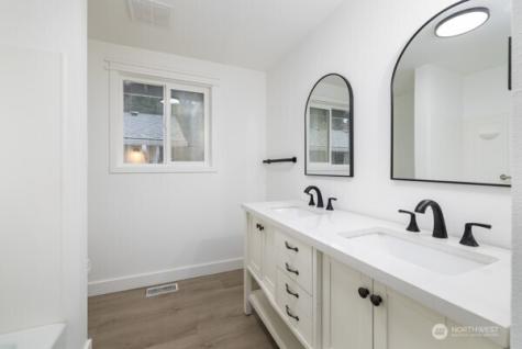 11586 Scott Road Bow WA 98232
