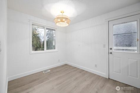 11586 Scott Road Bow WA 98232