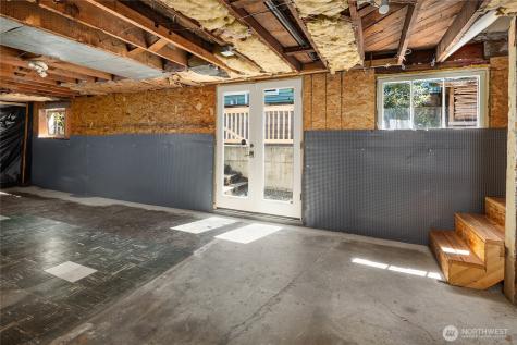 6719 9th Avenue NW Seattle WA 98117