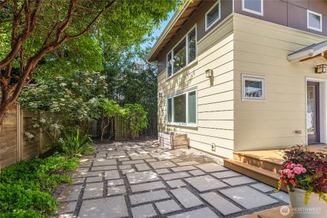 6719 9th Avenue NW Seattle WA 98117