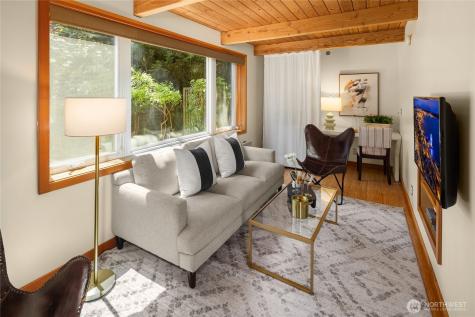 6719 9th Avenue NW Seattle WA 98117