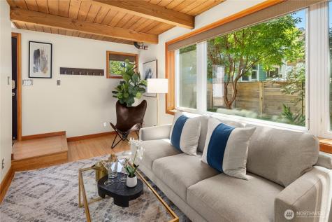 6719 9th Avenue NW Seattle WA 98117