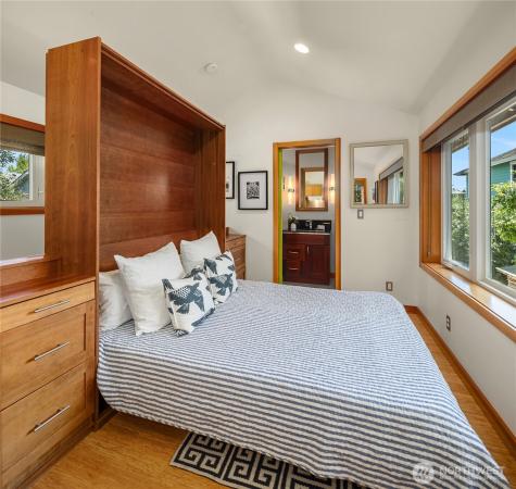 6719 9th Avenue NW Seattle WA 98117