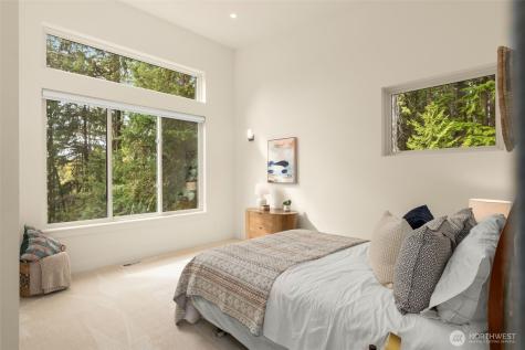 10143 Battle Point Drive NE Bainbridge Island WA 98110