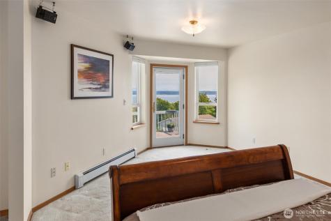827 Michael Way Camano Island WA 98282