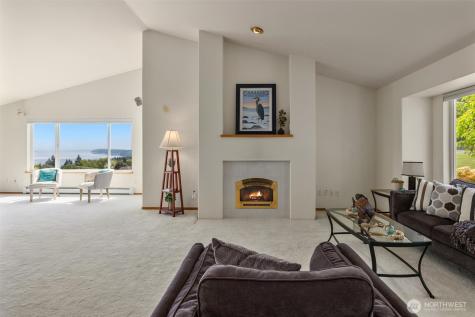 827 Michael Way Camano Island WA 98282