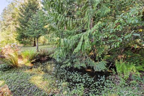 2252 Black Diamond Road Port Angeles WA 98363