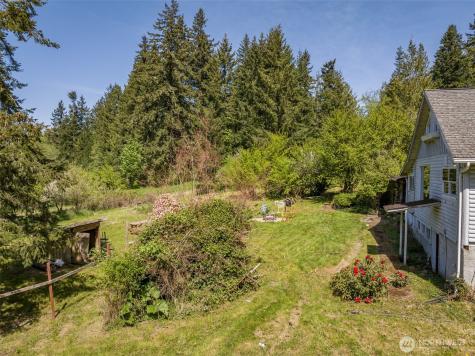 2252 Black Diamond Road Port Angeles WA 98363