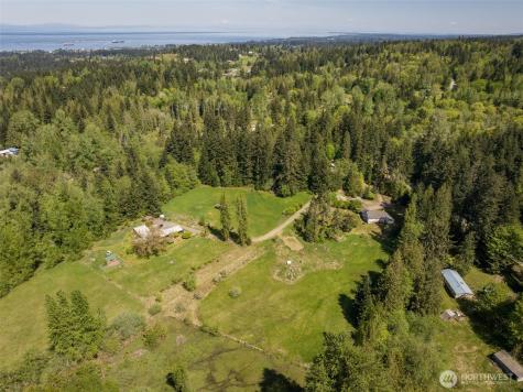 2252 Black Diamond Road Port Angeles WA 98363