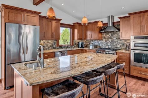 5829 112th Place NE Kirkland WA 98033