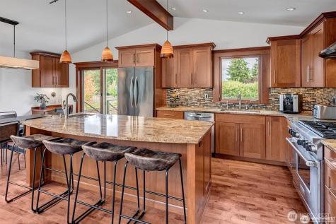 5829 112th Place NE Kirkland WA 98033