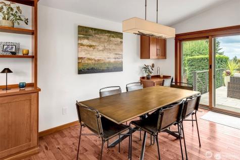 5829 112th Place NE Kirkland WA 98033