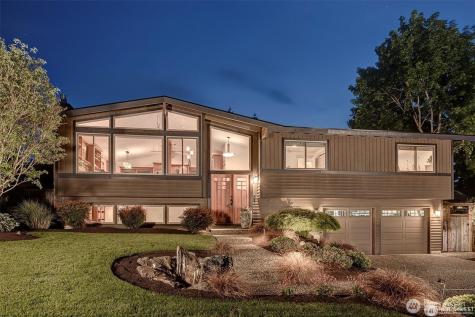 5829 112th Place NE Kirkland WA 98033