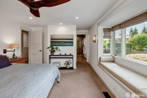 5829 112th Place NE Kirkland WA 98033