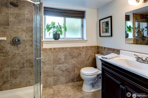 5829 112th Place NE Kirkland WA 98033