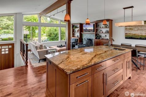 5829 112th Place NE Kirkland WA 98033
