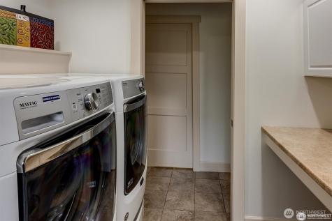 5829 112th Place NE Kirkland WA 98033