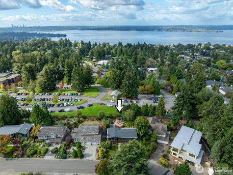 5829 112th Place NE Kirkland WA 98033