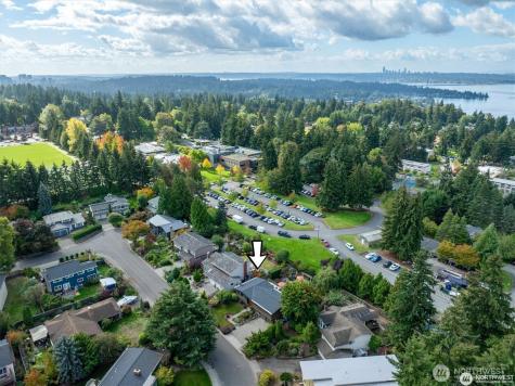5829 112th Place NE Kirkland WA 98033