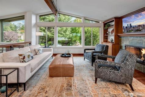 5829 112th Place NE Kirkland WA 98033