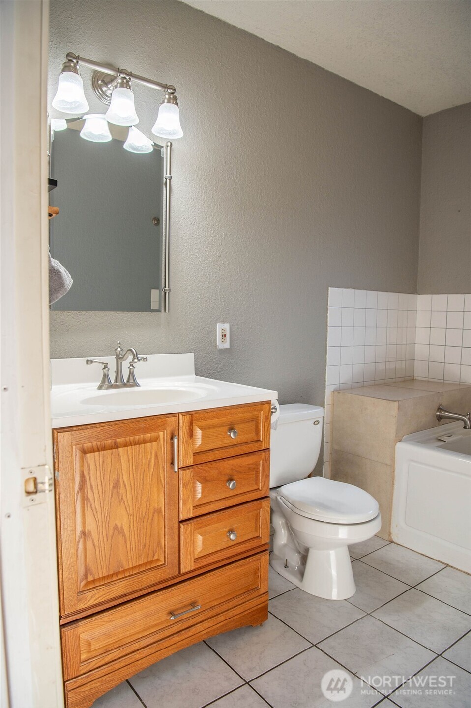 6720 Central Park Drive Aberdeen WA 98520