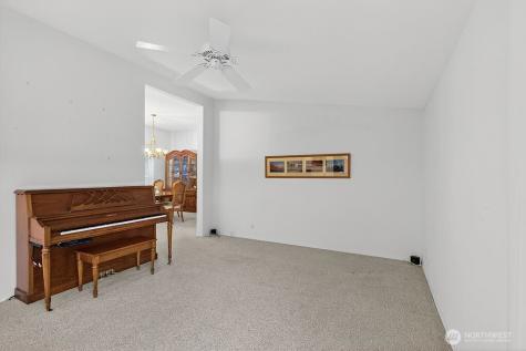 584 Canyon Drive East Wenatchee WA 98802