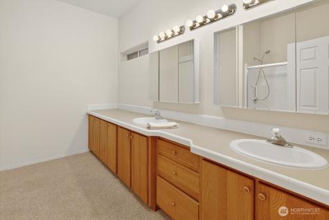 584 Canyon Drive East Wenatchee WA 98802