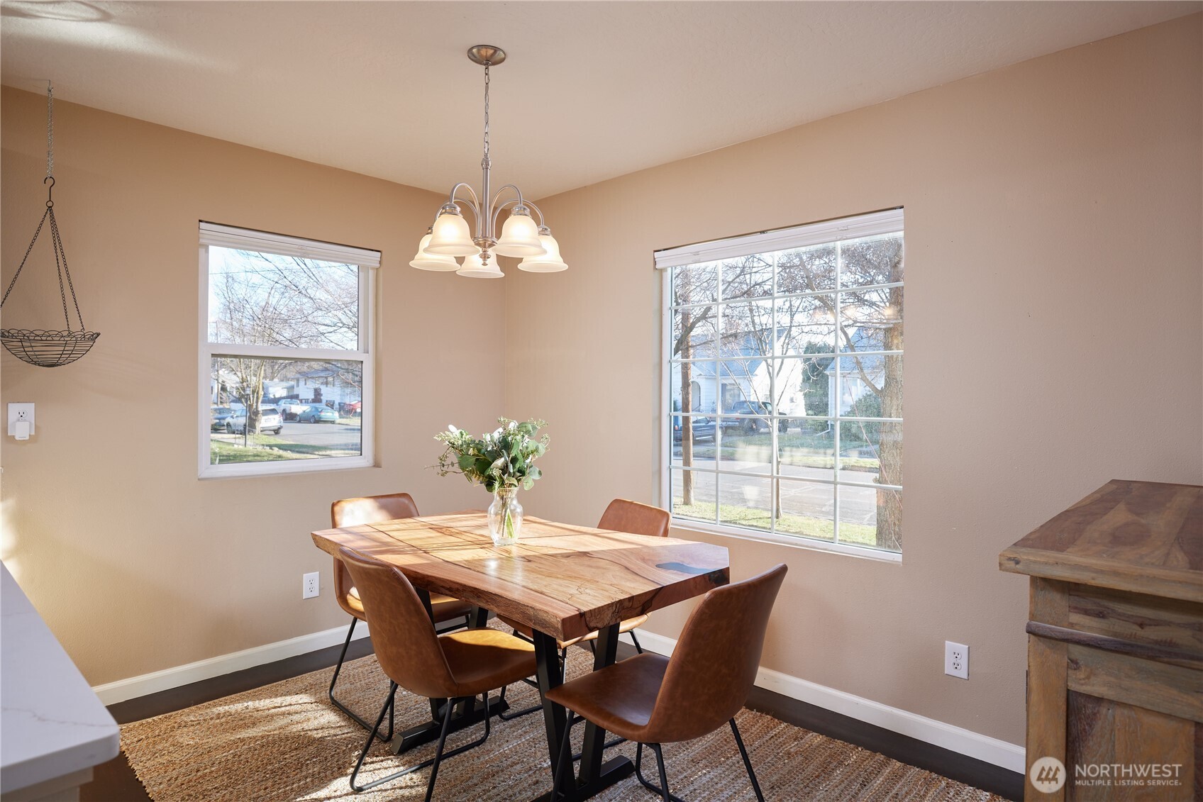 123 E Maple Street Walla Walla WA 99362