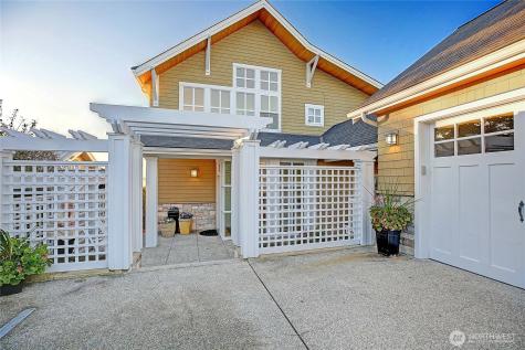 211 N Sunset Camano Island WA 98282