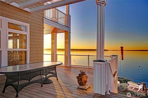 211 N Sunset Camano Island WA 98282