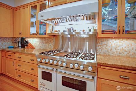 211 N Sunset Camano Island WA 98282