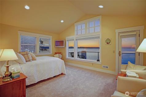211 N Sunset Camano Island WA 98282