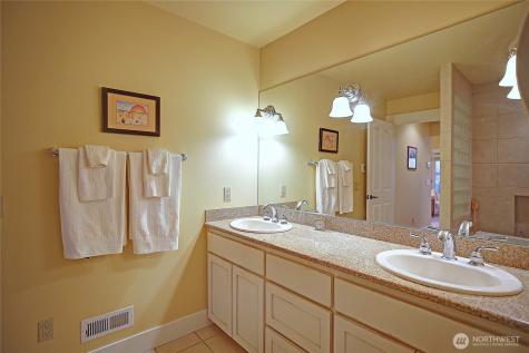 211 N Sunset Camano Island WA 98282