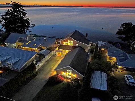 211 N Sunset Camano Island WA 98282