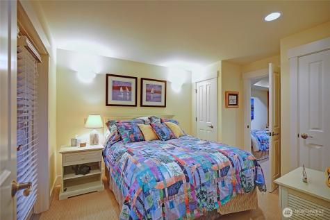 211 N Sunset Camano Island WA 98282