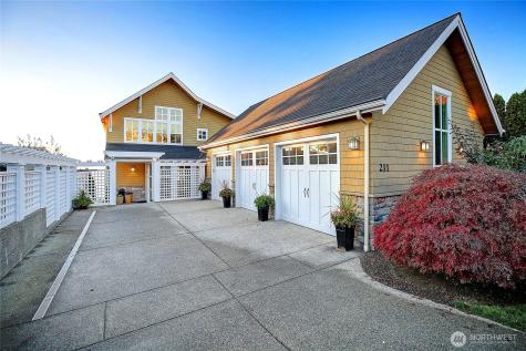 211 N Sunset Camano Island WA 98282