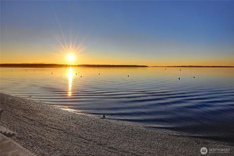 211 N Sunset Camano Island WA 98282