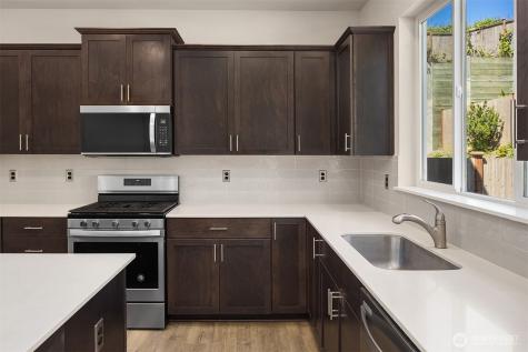 27920 15th Avenue S Federal Way WA 98003