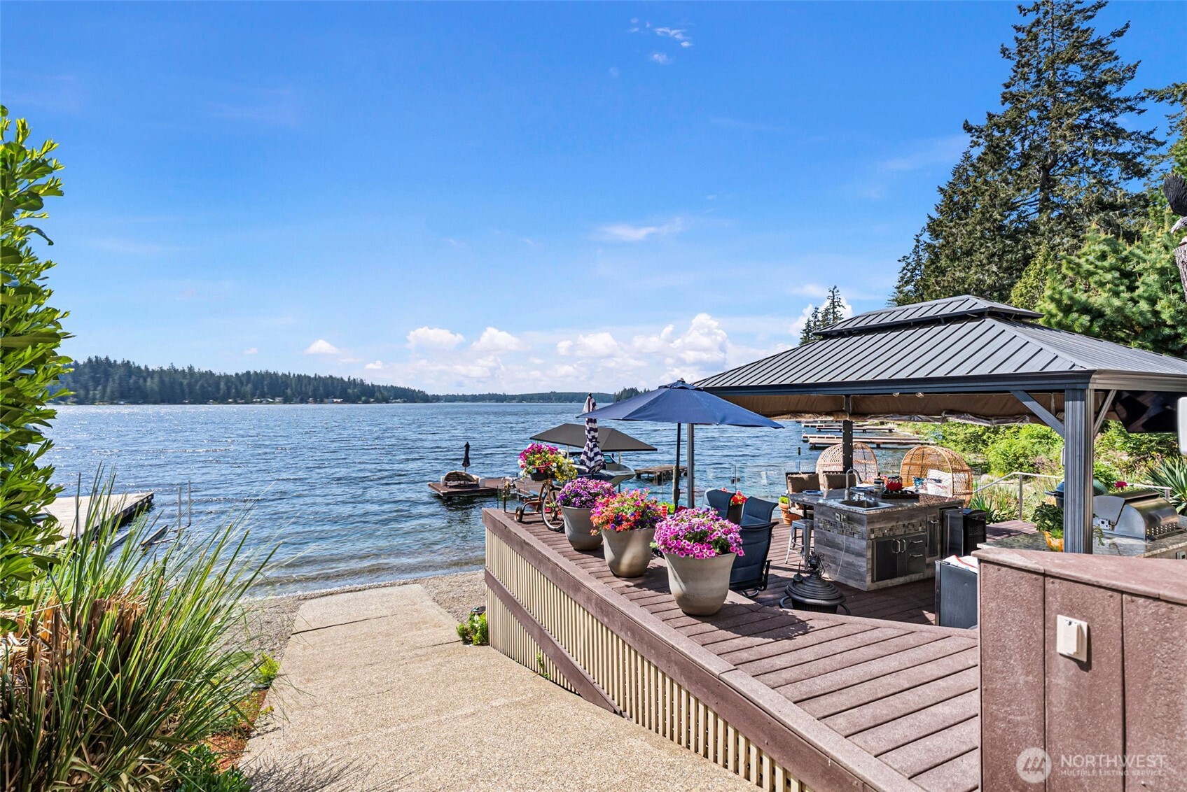 3800 E Mason Lake Drive W Grapeview WA 98546