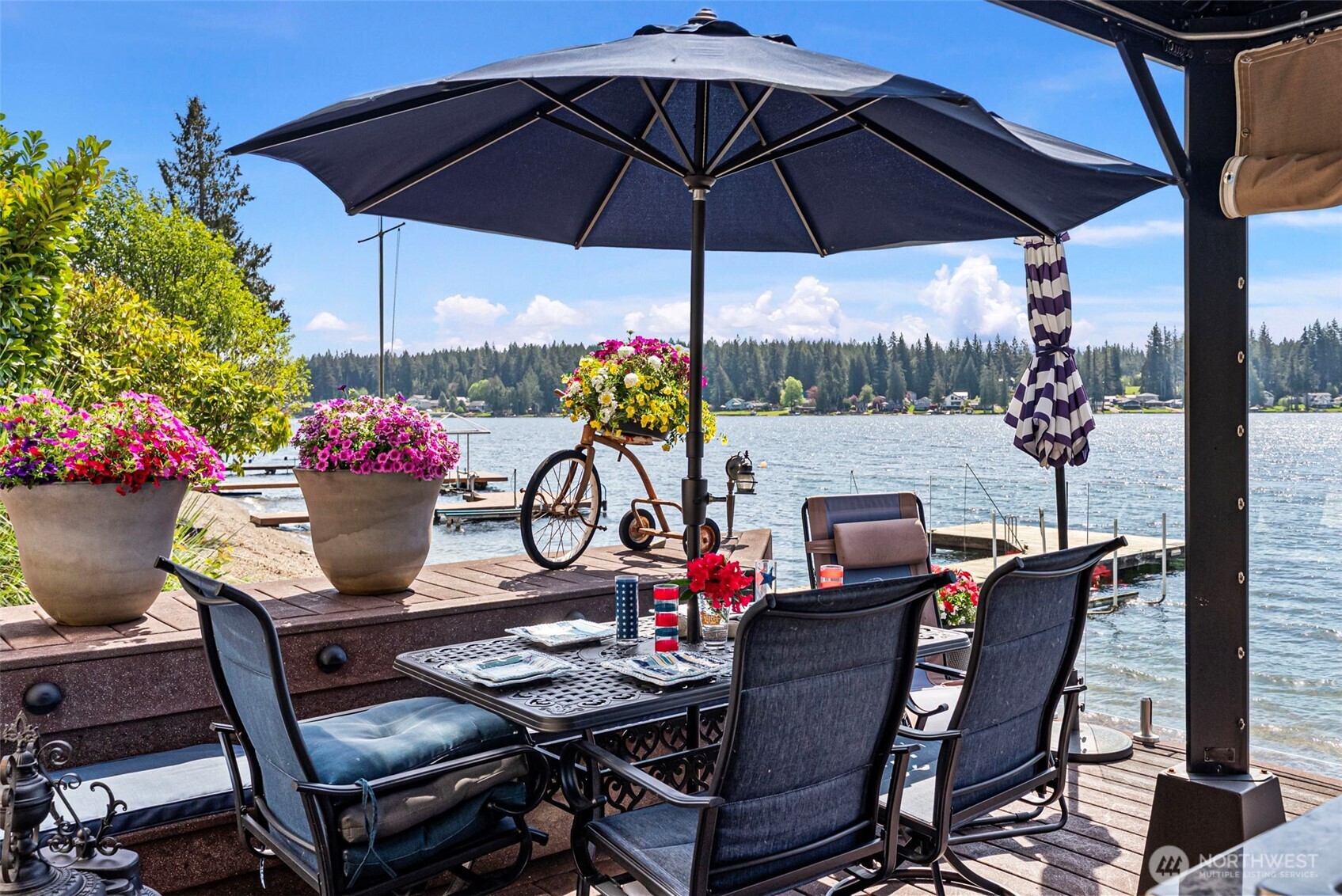 3800 E Mason Lake Drive W Grapeview WA 98546