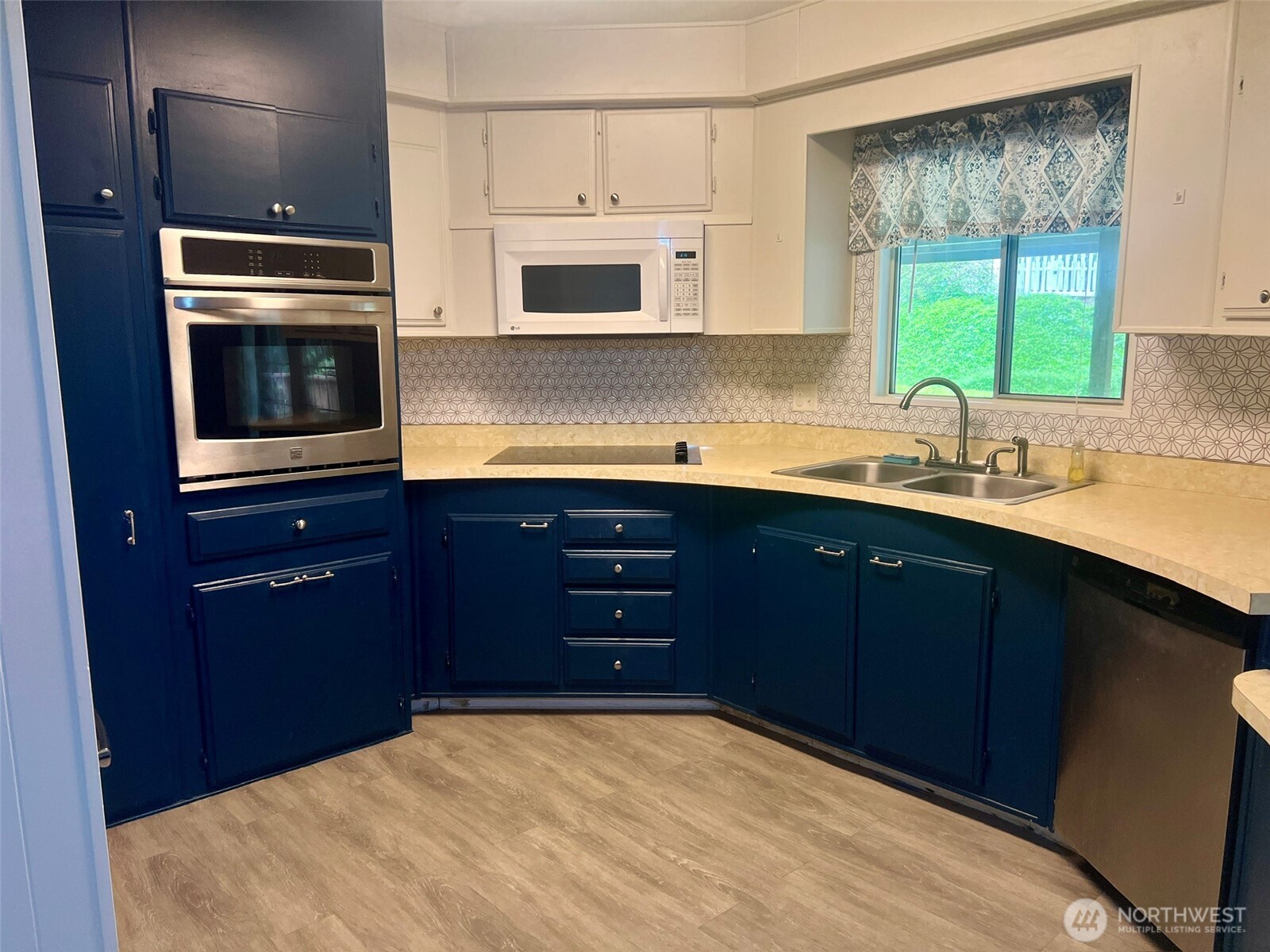 16300 NE Wa-305 Highway Poulsbo WA 98370