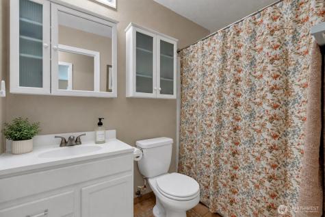 3801 Green Mountain Road NW Bremerton WA 98312