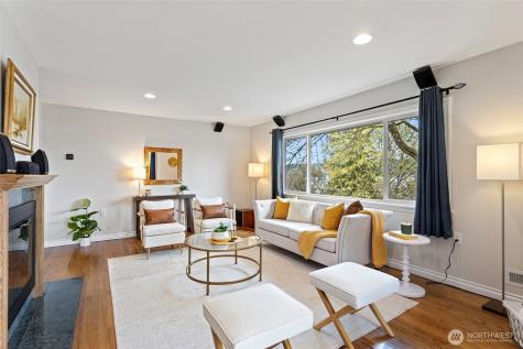 11210 Lakeside Avenue NE Seattle WA 98125
