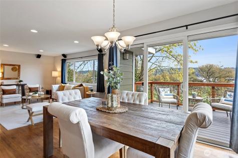 11210 Lakeside Avenue NE Seattle WA 98125