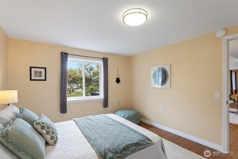 11210 Lakeside Avenue NE Seattle WA 98125