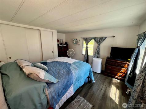 8705 143rd Avenue Court E Puyallup WA 98372