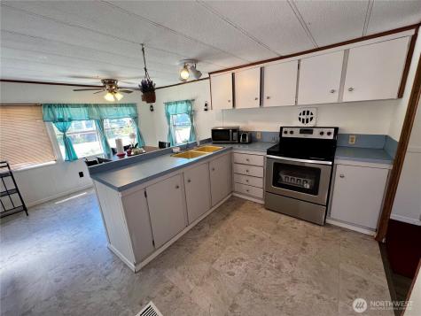 8705 143rd Avenue Court E Puyallup WA 98372