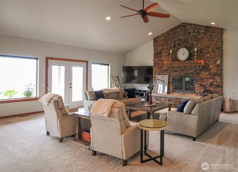 6696 Batterman Road Rock Island WA 98850
